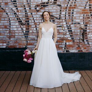 Louvienne Adler Wedding Dress